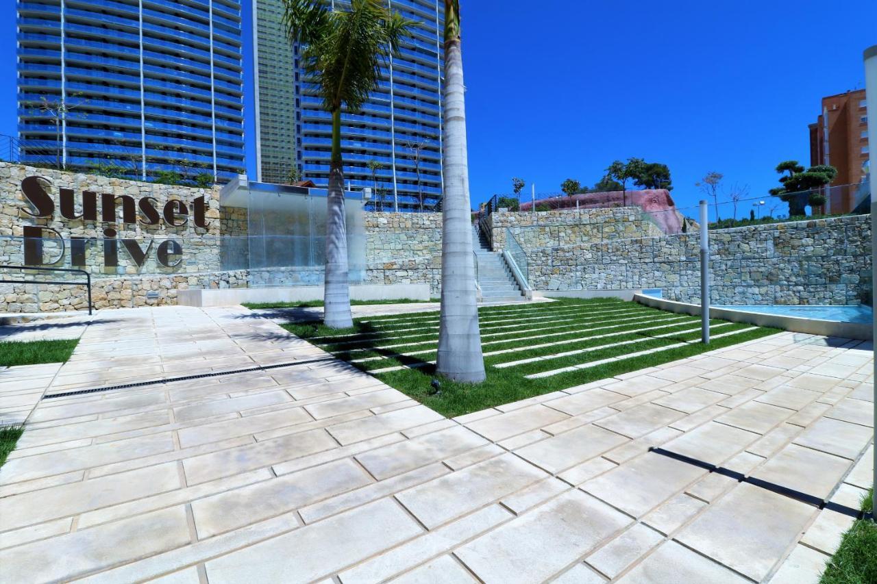 Sunset Drive Resort Apartment 4-8 Poniente Beach بينايدورم المظهر الخارجي الصورة