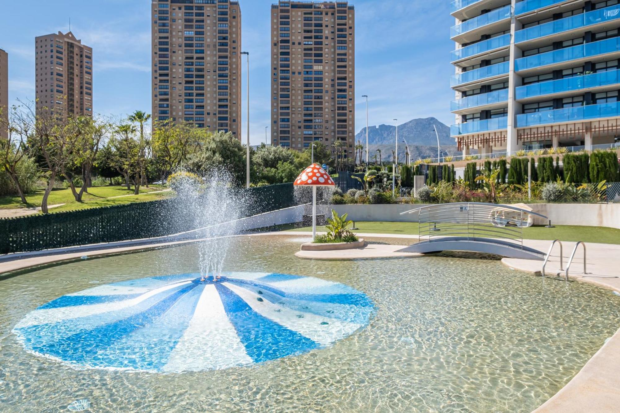 Sunset Drive Resort Apartment 4-8 Poniente Beach بينايدورم المظهر الخارجي الصورة
